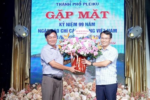 Pleiku gặp mặt đại diện cơ quan thông tấn, báo chí nhân 99 năm Ngày Báo chí Cách mạng Việt Nam