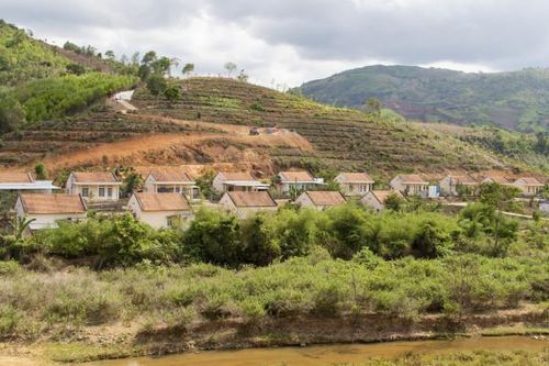 Chào mừng Đại hội đại biểu các dân tộc thiểu số huyện Khánh Sơn lần thứ IV Diện mạo mới ở vùng cao Khánh Sơn