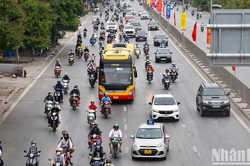 Thúc đẩy nhiều giải pháp phát triển giao thông đường bộ xanh