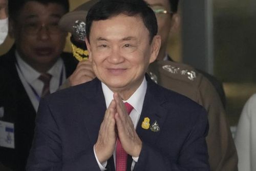 Cựu Thủ tướng Thái Lan Thaksin Shinawatra bị kết tội khi quân