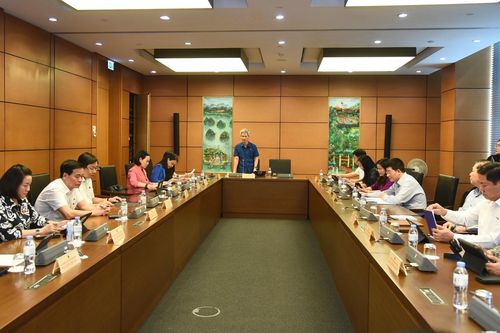 Kỳ họp thứ 7, Quốc hội khóa XV: Thảo luận tại Tổ về một số dự án Luật