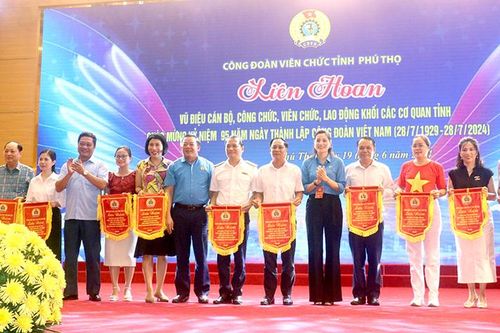 Liên hoan 'Vũ điệu cán bộ, công chức, viên chức, lao động'