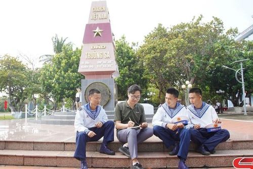 Kỷ niệm làm báo ở quần đảo Trường Sa