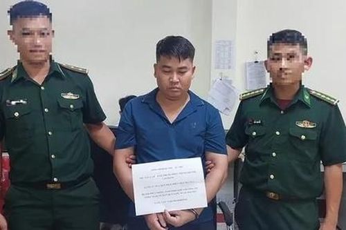 Bắt đối tượng lái ô tô vận chuyển ma túy đi tiêu thụ