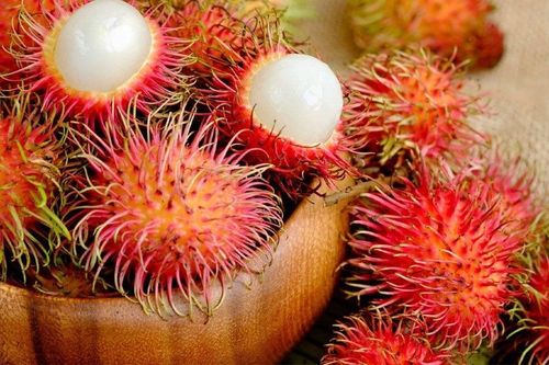 Kinh nghiệm chọn chôm chôm dày cùi, tróc vỏ