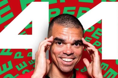 Ronaldo phải đá thêm một kỳ EURO nữa mới hy vọng phá kỷ lục này