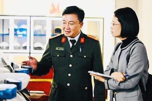 Những nhà báo tay ngang