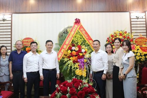 Phó Chủ tịch UBNDTP Hà Minh Hải chúc mừng Cổng thông tin điện tử Chính phủ