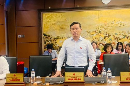 Các luật đất đai, nhà ở có tác động lớn đến toàn bộ nền kinh tế