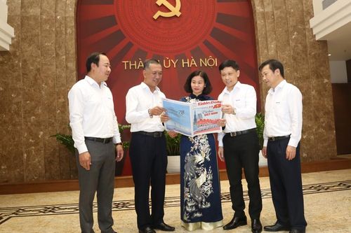Báo chí với sứ mệnh 'lấy cái đẹp dẹp cái xấu'