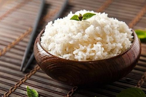 Ăn cơm nguội để qua đêm: có nên không?