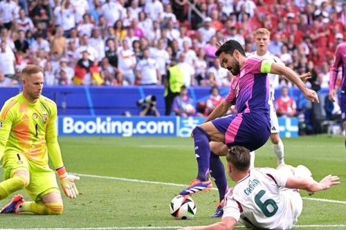 Tin nóng thể thao sáng 20/6: HLV Hungary chỉ trích trọng tài, thủ môn Việt kiều muốn khoác áo ĐT Việt Nam