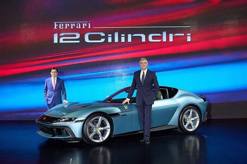 Sau Cường Đô la, đến lượt 'Qua' Vũ muốn tậu siêu xe Ferrari 12Cilindri