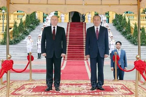 Chủ tịch nước Tô Lâm chủ trì lễ đón chính thức Tổng thống Liên bang Nga Vladimir Putin