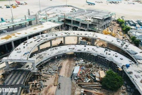 Nhà ga T3 sân bay Tân Sơn Nhất: Dự kiến khai thác dịp 30/4/2025