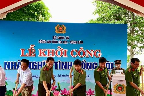 Công an tỉnh Bà Rịa - Vũng Tàu xây dựng, sửa chữa nhà nghĩa tình đồng đội