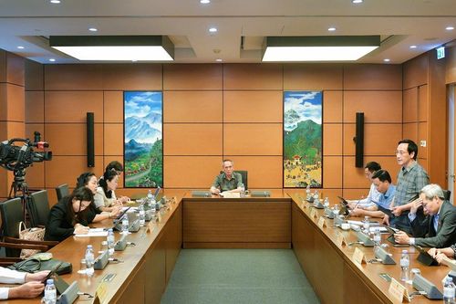 Áp dụng tối đa cơ chế thị trường, hạn chế 'xin – cho' quyền khai thác khoáng sản