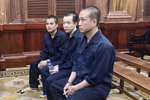 Thu mua cả nghìn tài khoản ngân hàng để bán cho các trang game bài bạc