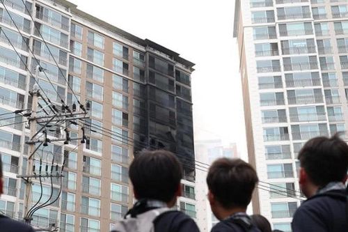 Hàn Quốc: Cháy chung cư 16 tầng ở thủ đô Seoul, hàng chục người sơ tán