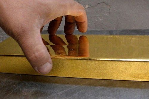 Hành khách bỏ quên số vàng trị giá gần 4 tỷ đồng trên máy bay