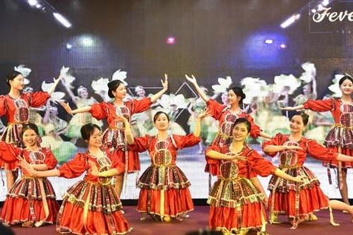 Phụ nữ Hà Tĩnh góp phần vun đắp giá trị gia đình Việt Nam