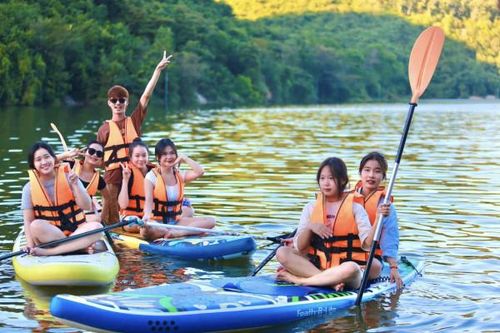 Z Camp chính thức ra mắt tour Chèo Sup - Đạp xe - Đạp vịt ngắm hoàng hôn 'chữa lành'