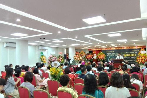 Ra mắt cuốn sách 'Người trên đường đời' của nhà báo, nhà văn Hồ Quang Lợi