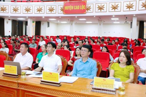 Cao Lộc: Gần 800 đại biểu dự hội nghị quán triệt, triển khai một số quy định, chỉ thị, nghị quyết của Đảng
