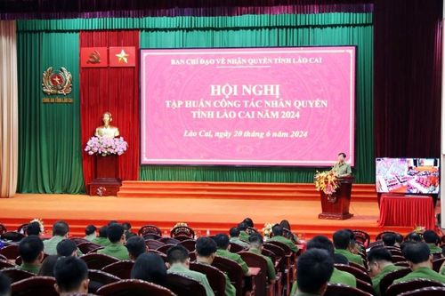 Lào Cai: 300 đại biểu được tập huấn về công tác nhân quyền năm 2024