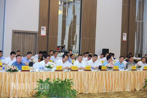 Chuyên đề 'Nhận thức lý luận' tại Hội thảo Khoa học