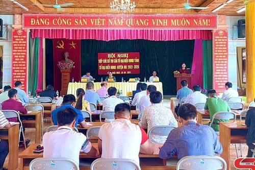 Tổ đại biểu HĐND tỉnh ứng cử tại huyện Bắc Yên tiếp xúc cử tri xã Hồng Ngài