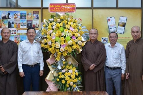 Ban Dân vận Thành ủy, Công an TP.HCM chúc mừng Báo Giác Ngộ nhân ngày Báo chí Cách mạng Việt Nam