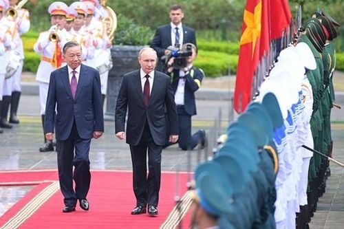 Chủ tịch nước Tô Lâm chủ trì lễ đón Tổng thống Vladimir Putin