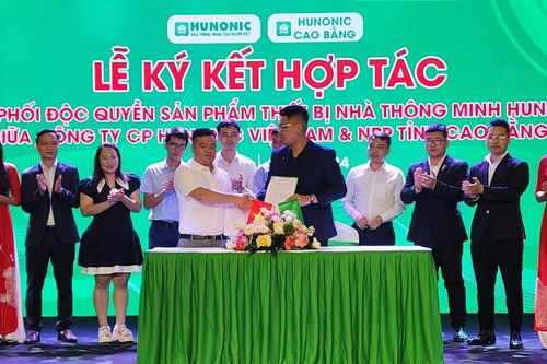 Ký kết hợp tác phân phối độc quyền sản phẩm thiết bị nhà thông minh giữa Công ty cổ phần Hunonic Việt Nam với nhà phân phối tại tỉnh