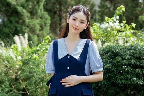 Phong cách bà bầu sành điệu cho những cô gái nhỏ nhắn