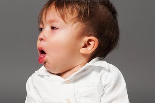 Nhiều ca ho gà chuyển nặng tại TP HCM: Bệnh có nguy hiểm không, lây truyền mạnh nhất khi nào?