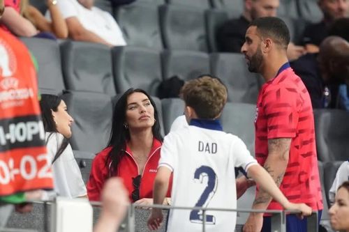Vợ và bồ cũ của cầu thủ Anh đụng mặt tại EURO 2024