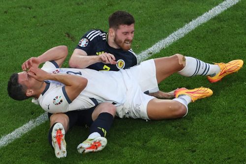 Thêm một cầu thủ bị gãy mũi tại EURO 2024