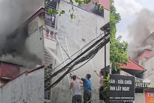 Cháy nhà trên phố Nguyễn Khang, quận Cầu Giấy