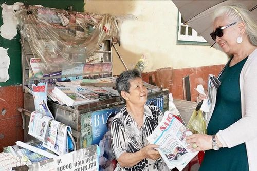 Báo giấy phải sáng tạo và khác biệt hơn
