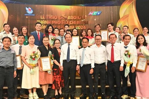 Trao giải Báo chí TPHCM lần thứ 42: Báo chí TPHCM phản ánh dòng chảy chính của xã hội, đất nước
