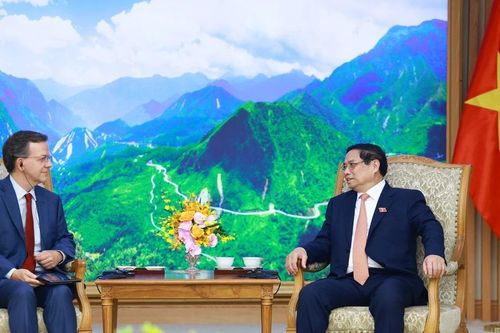 Quỹ Tiền tệ quốc tế khuyến nghị Việt Nam cần khơi thông các rào cản thu hút đầu tư