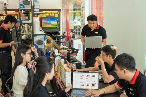FPT Shop khởi động mùa Back To School với 'X3 ưu đãi' đến học sinh, sinh viên