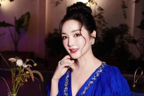 Hoa hậu Đền Hùng Giáng My toát lên vẻ trẻ trung, dịu dàng