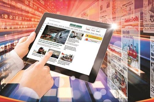 Chuyển đổi số báo chí phải bắt đầu từ con người