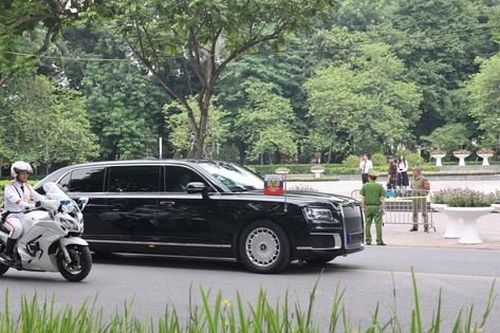Chi tiết dàn xe đặc chủng hộ tống Tổng thống Nga Putin khi thăm Việt Nam