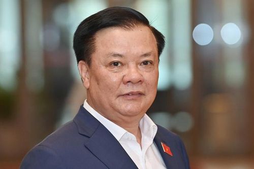 Ông Đinh Tiến Dũng thôi giữ chức Ủy viên Bộ Chính trị, Ủy viên Trung ương Đảng