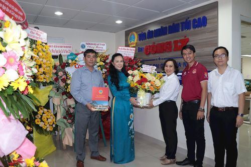 Báo Công lý tại TP.HCM tri ân các cơ quan, đơn vị nhân ngày 21/6