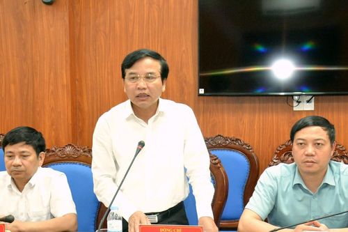 Thường trực HĐND tỉnh Nghệ An làm việc với Sở Nông nghiệp và Phát triển nông thôn về xây dựng nông thôn mới
