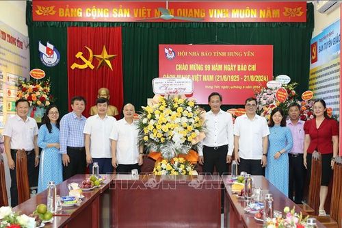 Báo chí - cầu nối giữa ý Đảng, lòng dân